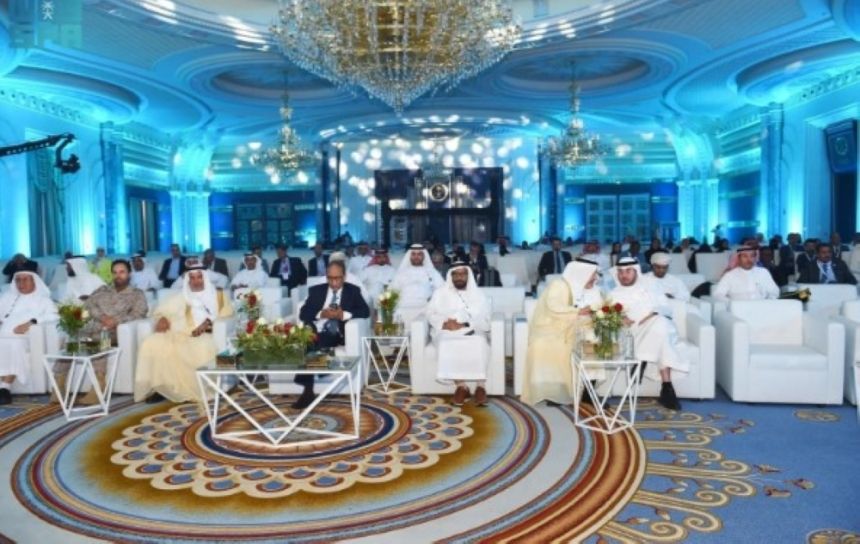 صور.. "الجيومكانية" تبرم 10 مذكرات تعاون مع عدد من الجهات