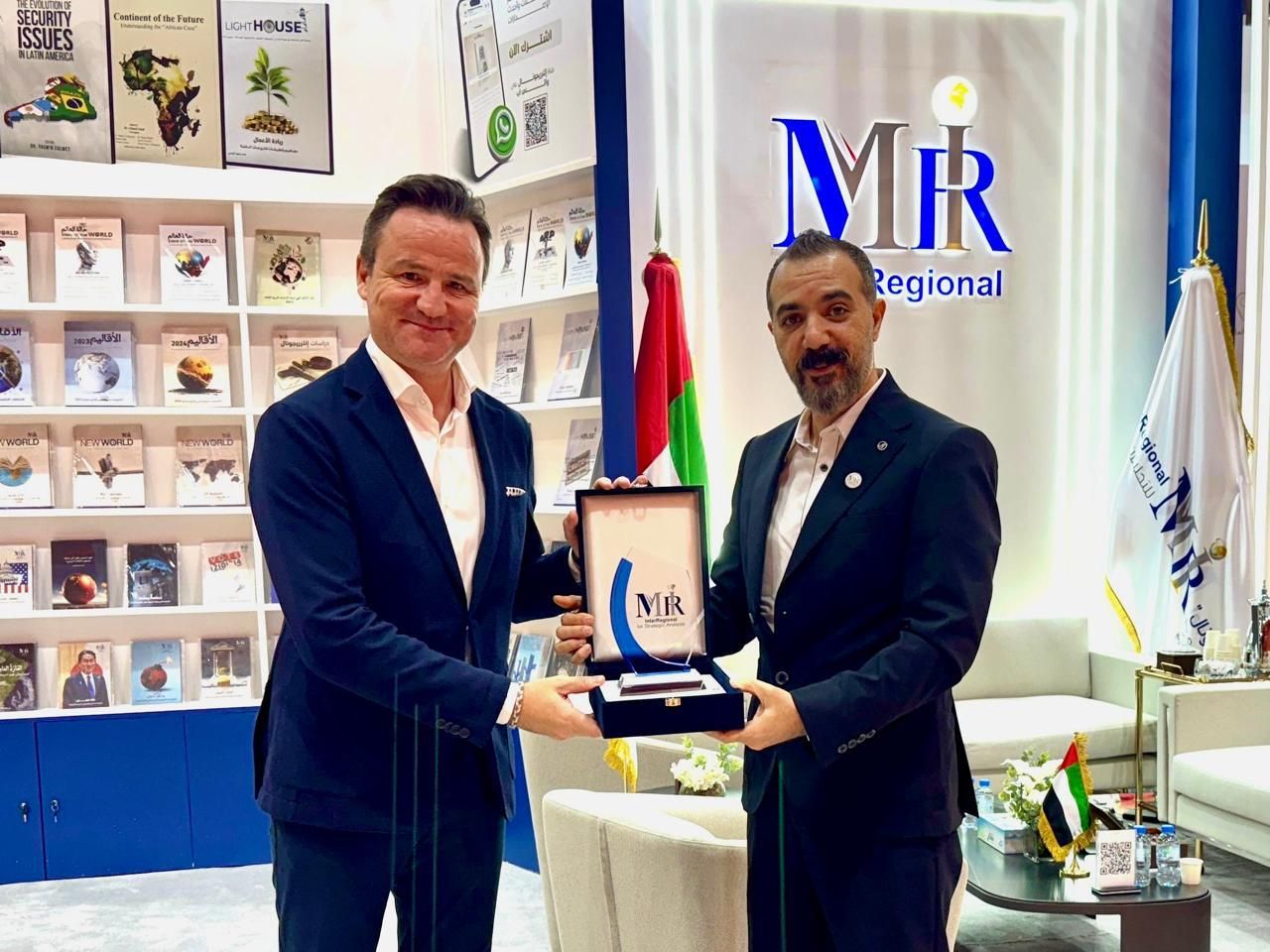 الامارات | «إنترريجونال» يوفر 75 إصداراً في «الشارقة الدولي للكتاب»