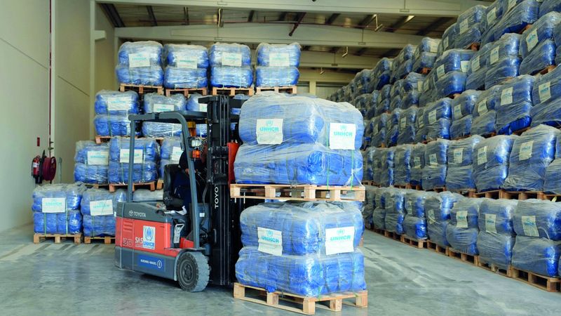 الامارات | «دبي الإنسانية» تنقل 192 طناً من المساعدات لدعم الشعب اللبناني