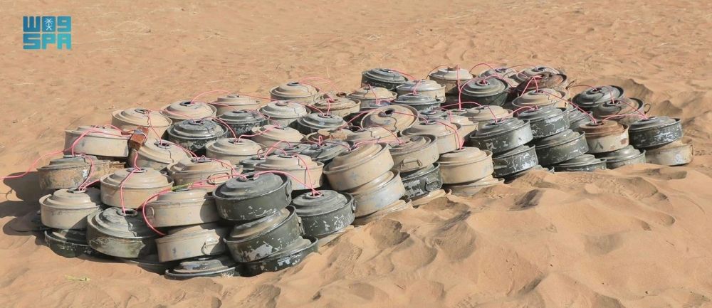 خلال 7 أيام.. مشروع "مسام" ينتزع 895 لغمًا في اليمن