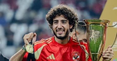 ثنائى الأهلى ينتظر وصول تأشيرة النمسا لإجراء الفحص الطبى