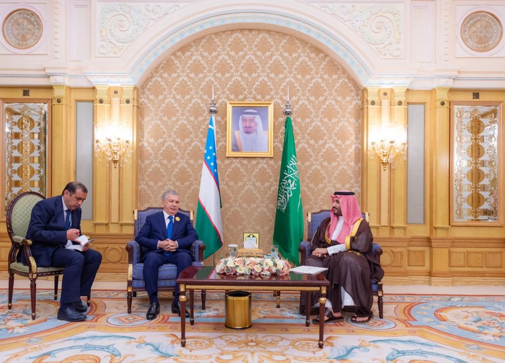 ولي العهد يلتقي رئيس أوزبكستان ويبحثان فرص تطوير العلاقات