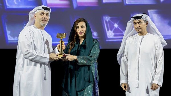 مشاركة متميزة لـ"أبوظبي للإعلام" في "الشارقة للكتاب"