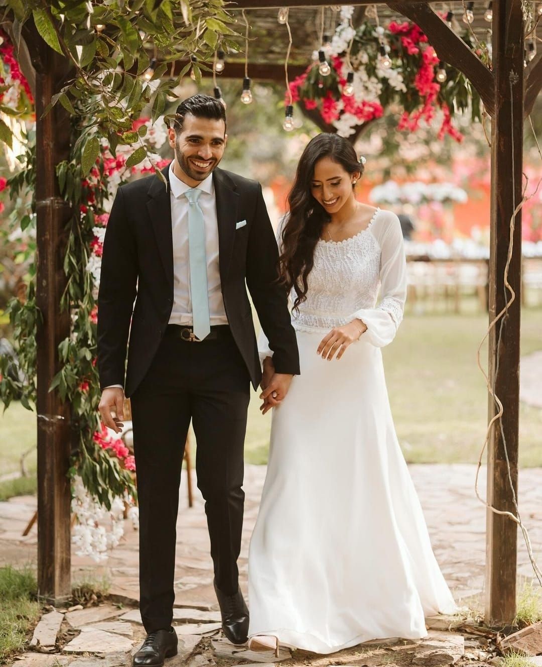 نوران جوهر نجمة الإسكواش تحتفل بـ 3 سنوات زواج من بطل السلاح زياد السيسي