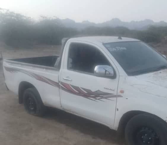 إصابة مواطنين في قصف لمليشيات الحوثي بطيران مسيّر على سيارة غربي تعز