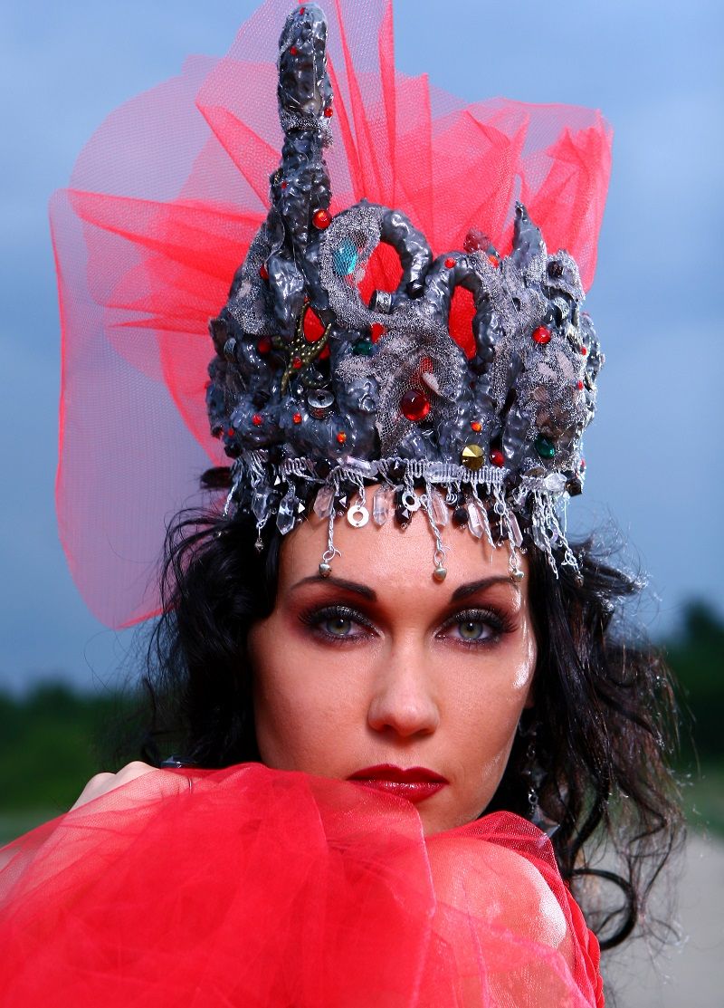 صبغات الشعر.. رحلة تطورها عبر التاريخ إلى أحدث صيحات الألوان