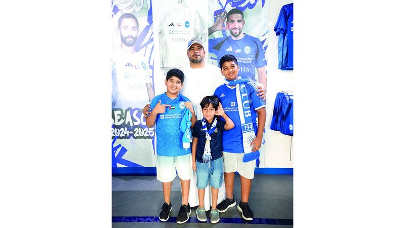 الامارات | محمد الحمد.. مشجع نصراوي لا يغيب عن الملاعب منذ 42 عاماً