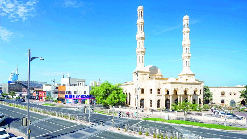 الامارات | إنجاز الصيانة الوقائية لـ 23 شارعاً وتقاطعاً رئيساً بدبي