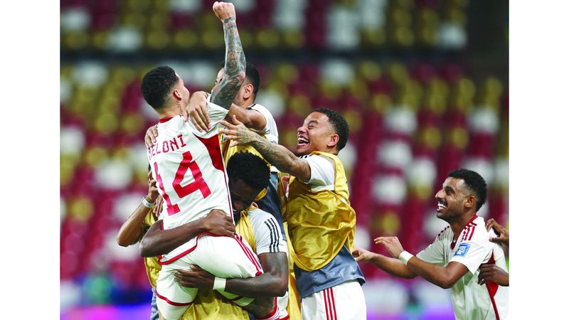 الامارات | المنتخب يقتحم باب تصفيات المونديال
