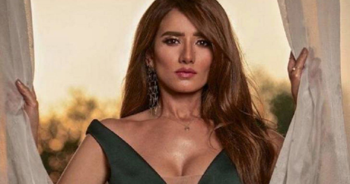 زينة تكشف خصائص برجها "الدلو" بطريقة طريفة