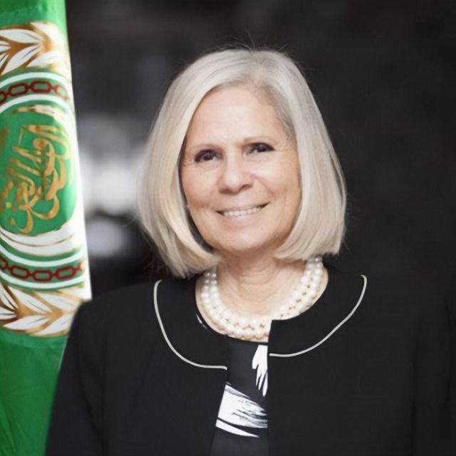 الامارات | جامعة الدول العربية تثمن مبادرات " أم الإمارات " لدعم الأمهات اللبنانيات "