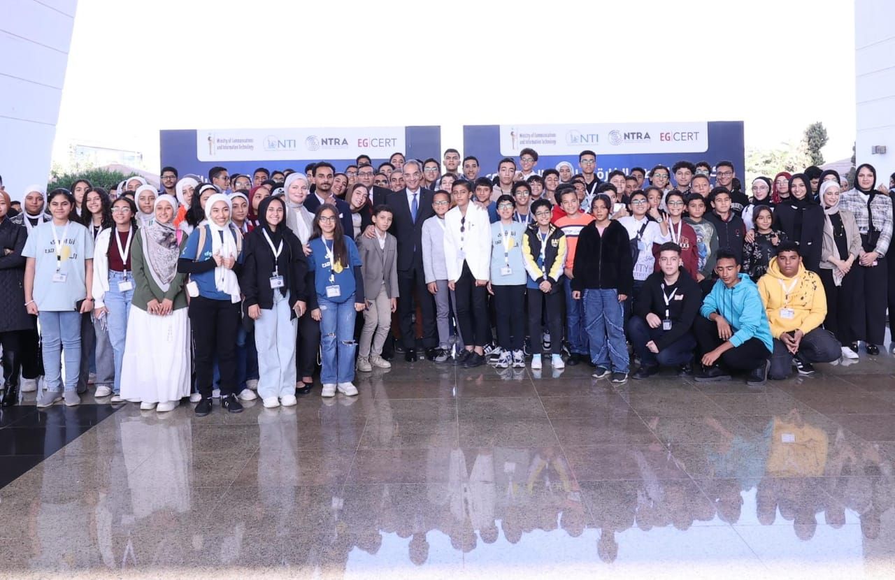 الاتصالات: تخريج الدفعة الأولى من أكاديمية الأمن السيبرانى للنشء والشباب
