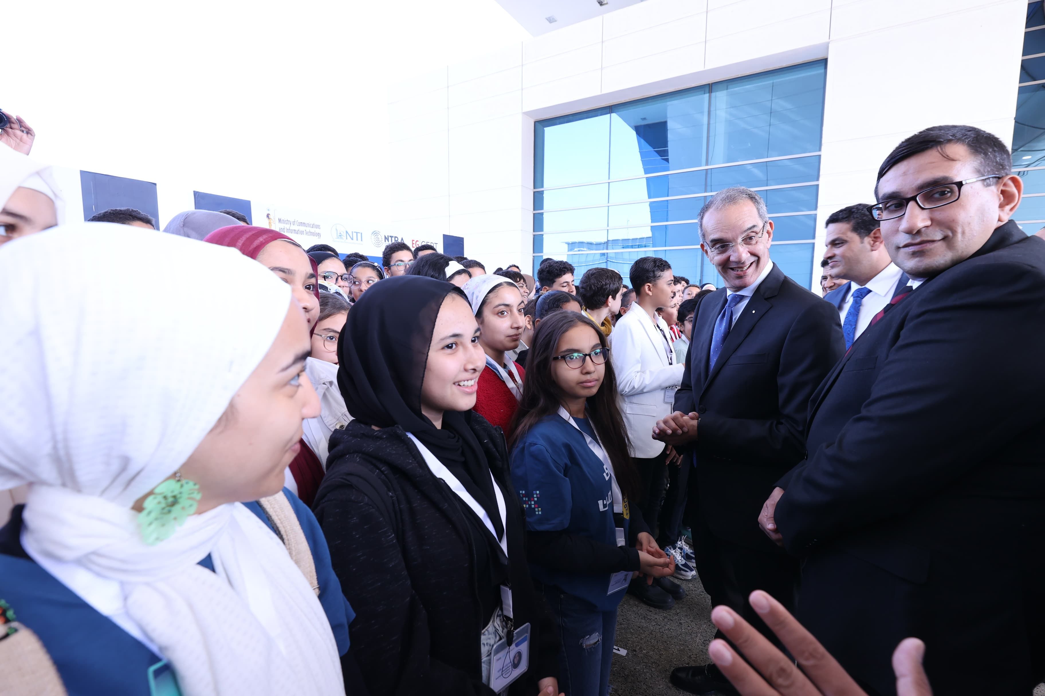 الاتصالات: تخريج الدفعة الأولى من أكاديمية الأمن السيبرانى للنشء والشباب