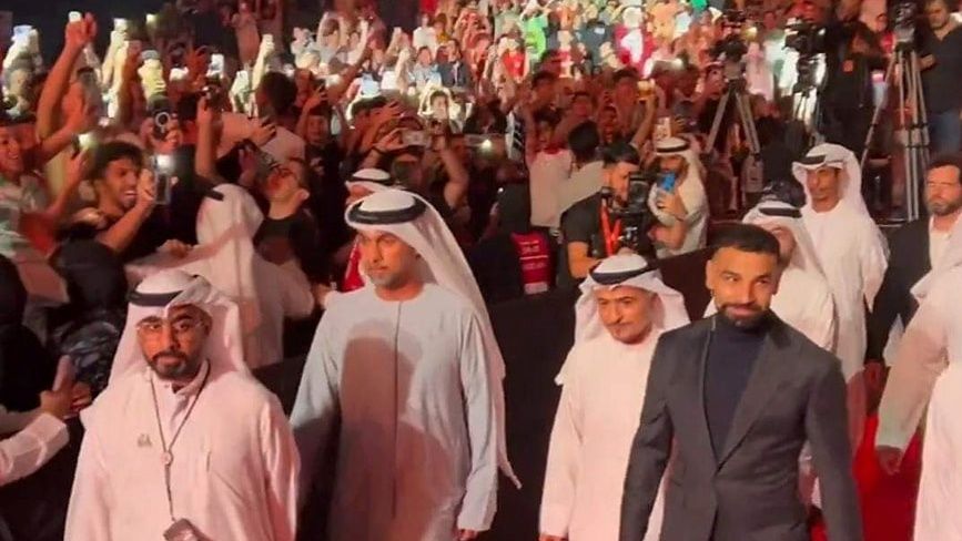 صلاح: القراءة حماية من السقوط وابنتي ممنوعة من السوشيال ميديا