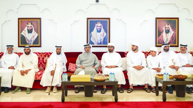 الامارات | منصور بن زايد يعزي في وفاة والدة فارس خلف المزروعي