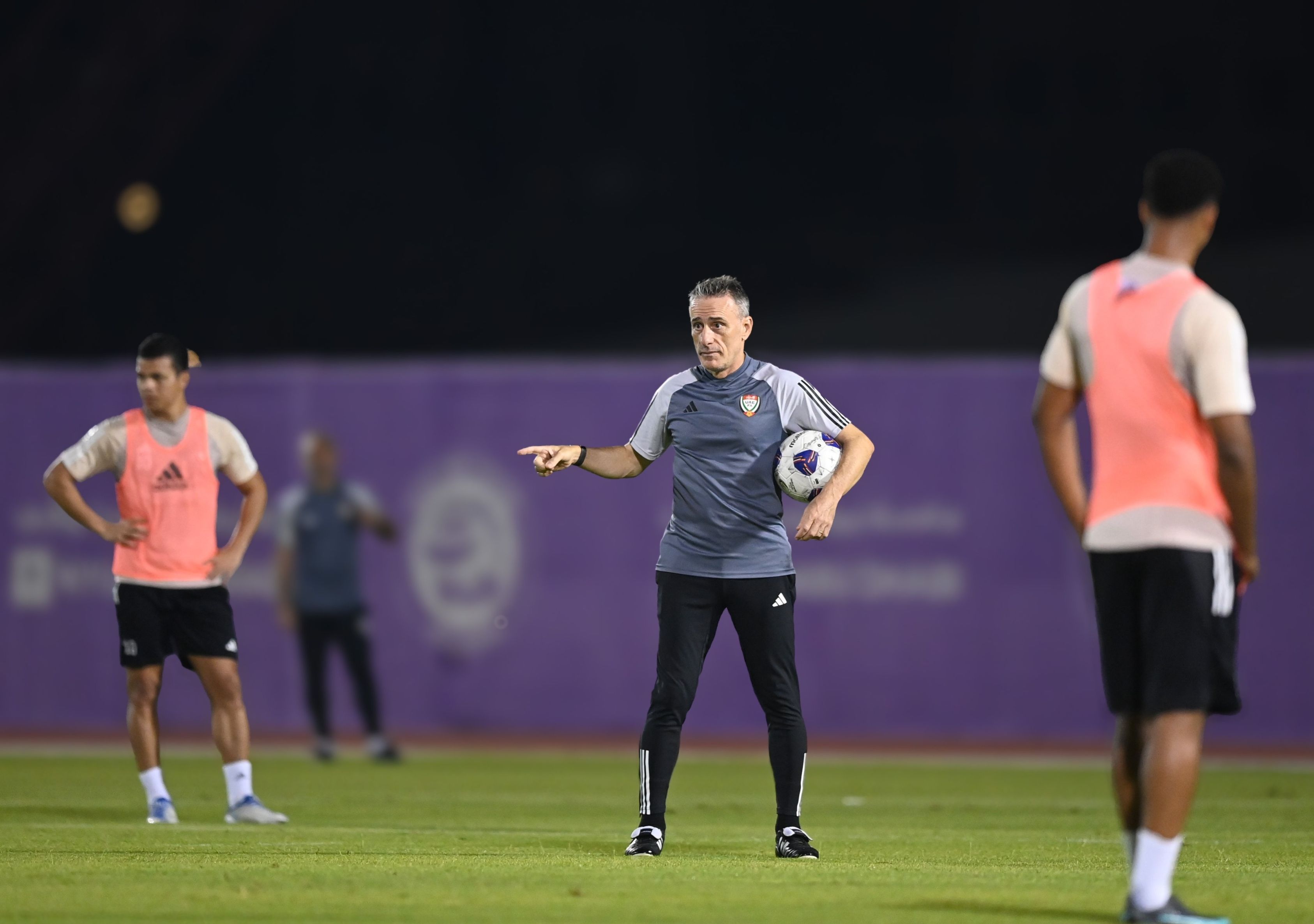 الامارات | مدرب منتخب الإمارات يكشف عن طريقة الفوز على قطر في كأس العالم 2026