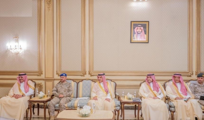 وزير الدفاع يستعرض آفاق التعاون الثنائي مع وزير القوات المسلحة الفرنسية