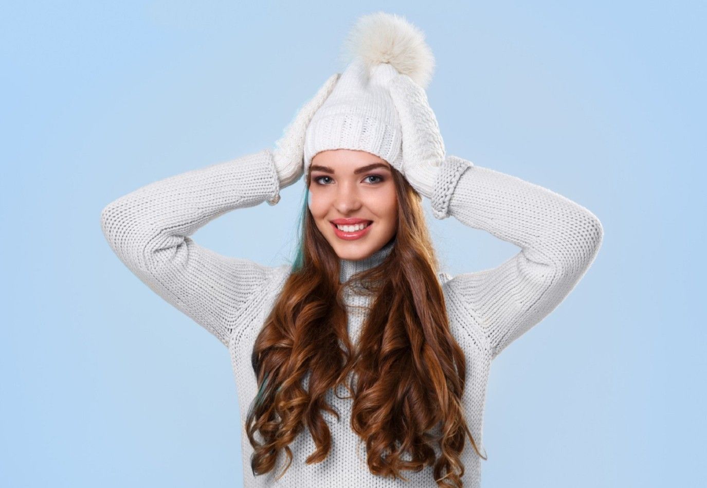 العناية بالشعر في الشتاء: دليل شامل للحفاظ على خصلاتك صحية ولامعة