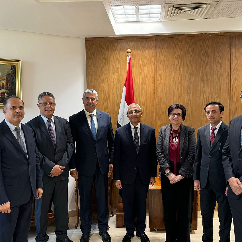 مصر تؤكد اهتمامها بمعالجة ملف المدارس اليمنية المغلقة لديها منذ قرابة شهر