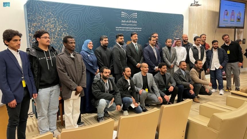 واشنطن.. الملحقية الثقافية تناقش تعزيز مهارات المبتعثين السعوديين