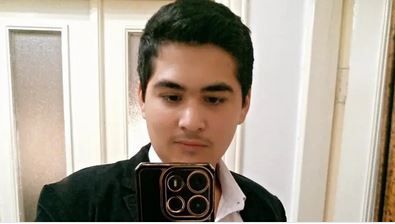 الامارات | توفي بين يدي معلمه.. مأساة طالب تفجع الشارع الأردني