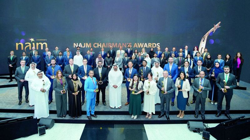 الامارات | أحمد بن سعيد يُكرّم الفائزين بجائزة الرئيس