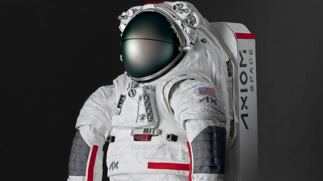 البدلة المصممة لرحلة القمر المرتقبة.. بماذا تختلف عن بدلة "رحلة أبولو" قبل 50 عاما؟