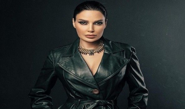 تنسيق ملابس الجلد لإطلالة شتوية أنيقة