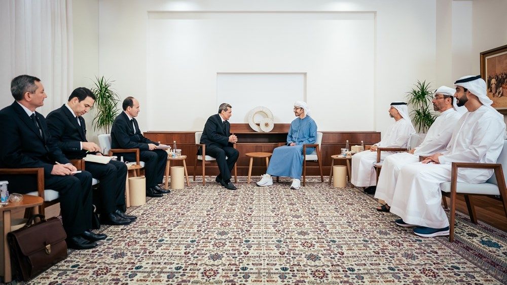 عبدالله بن زايد يستقبل نائب رئيس مجلس الوزراء وزير خارجية تركمانستان