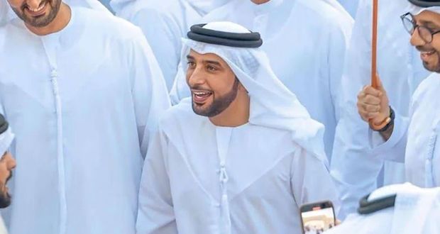 عيضة المنهالي يدخل القفص الذهبي