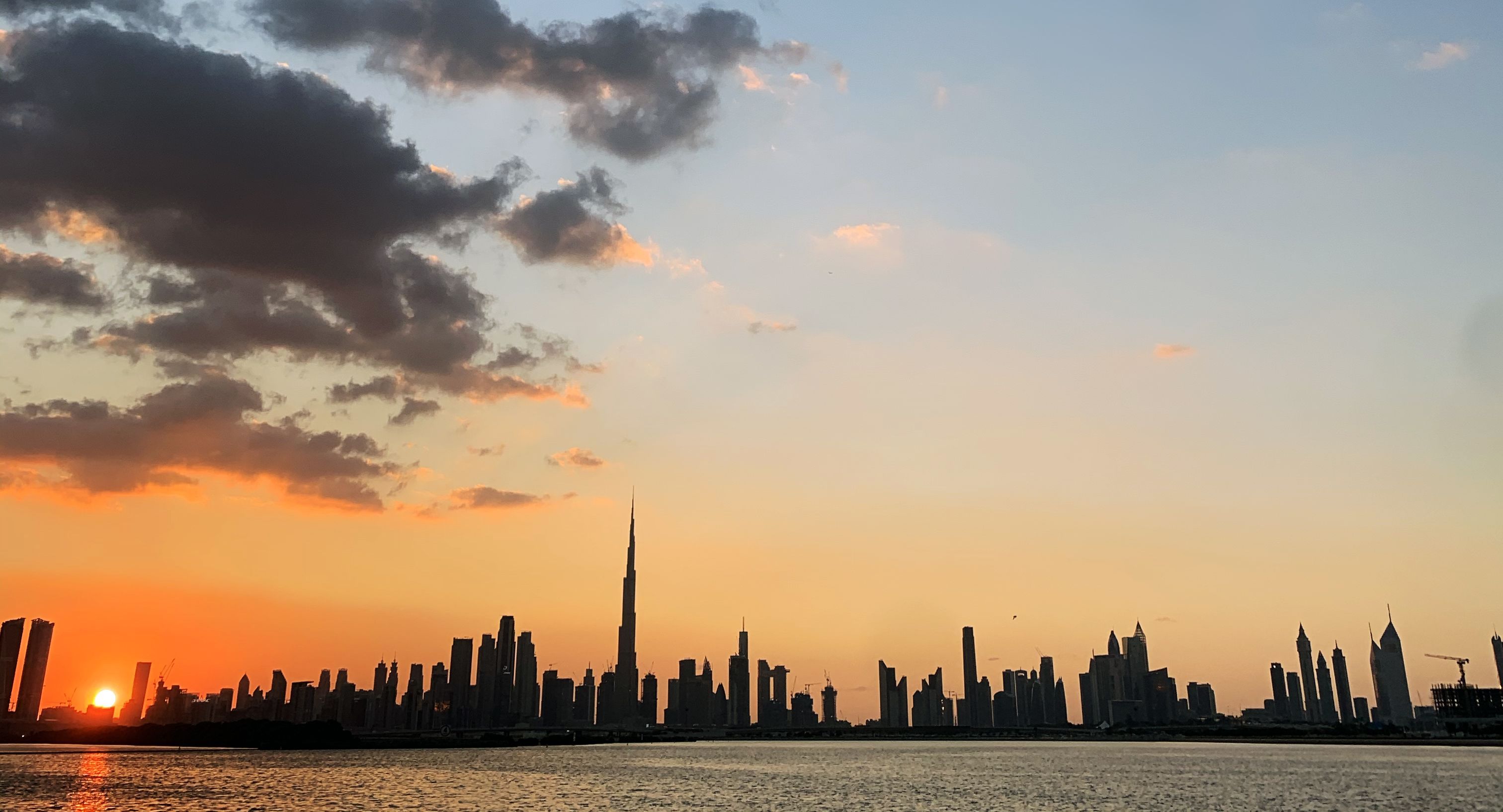 الامارات | الطقس غداً.. صحو إلى غائم جزئياً