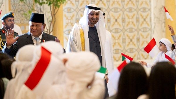 الرئيس الإندونيسي يختتم زيارته إلى الإمارات