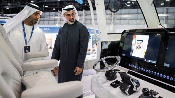 خالد بن محمد بن زايد يزور معرض أبوظبي الدولي للقوارب في دورته السادسة