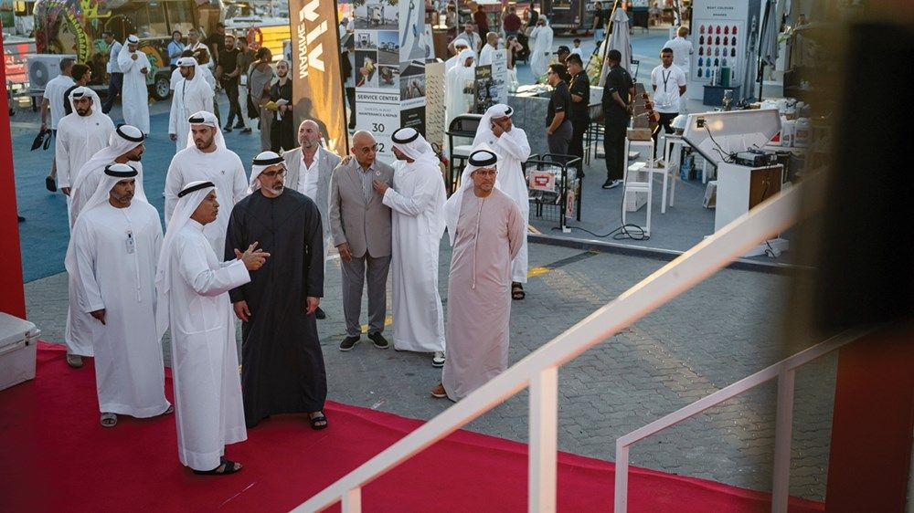 خالد بن محمد بن زايد يزور معرض أبوظبي الدولي للقوارب في دورته السادسة