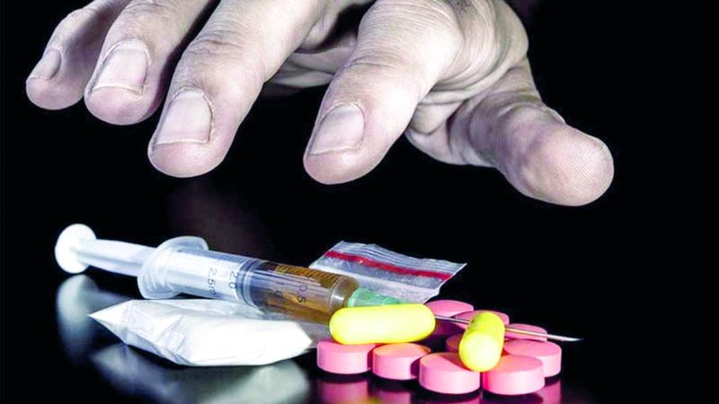 الامارات | 8 أسباب تدفع الشباب إلى طريق التعاطي والإدمان