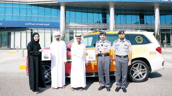 بمناسبة «عيد الاتحاد».. تكريم 53 سائقاً ملتزماً مرورياً