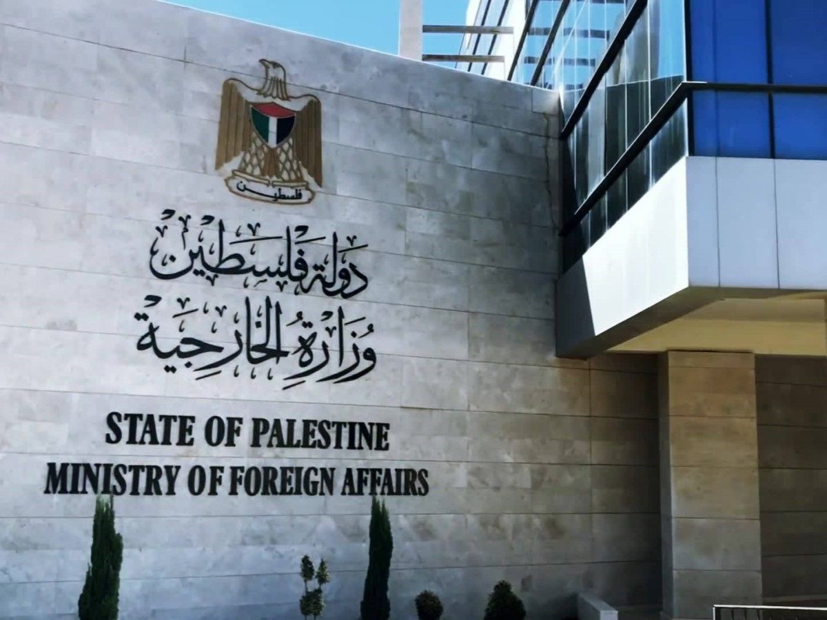 الخارجية الفلسطينية: الاحتلال الإسرائيلي يرتكب جرائم بحق النساء والأطفال