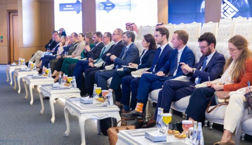 صور.. الاتحاد الأوروبي يطّلع على استراتيجية "اعتدال" لمكافحة المتطرف