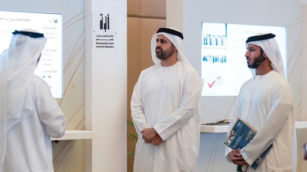 ذياب بن محمد بن زايد يشهد جانباً من فعاليات النسخة الأولى من «منتدى مؤسسة إرث زايد الإنساني» في أبوظبي