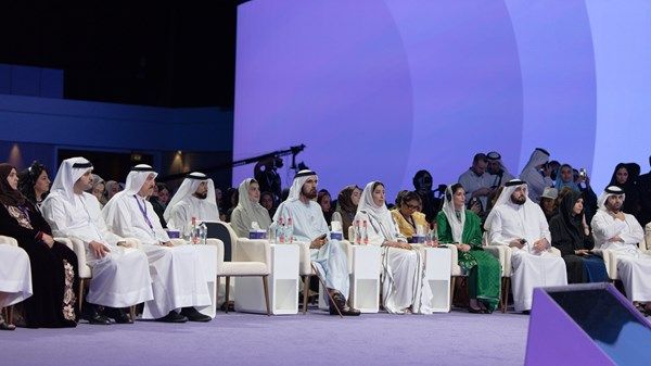 محمد بن راشد يشهد افتتاح منتدى المرأة العالمي - دبي