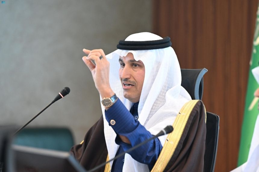 وزير النقل: مطار الأمير سلطان الأسرع نموًا بزيادة 25%