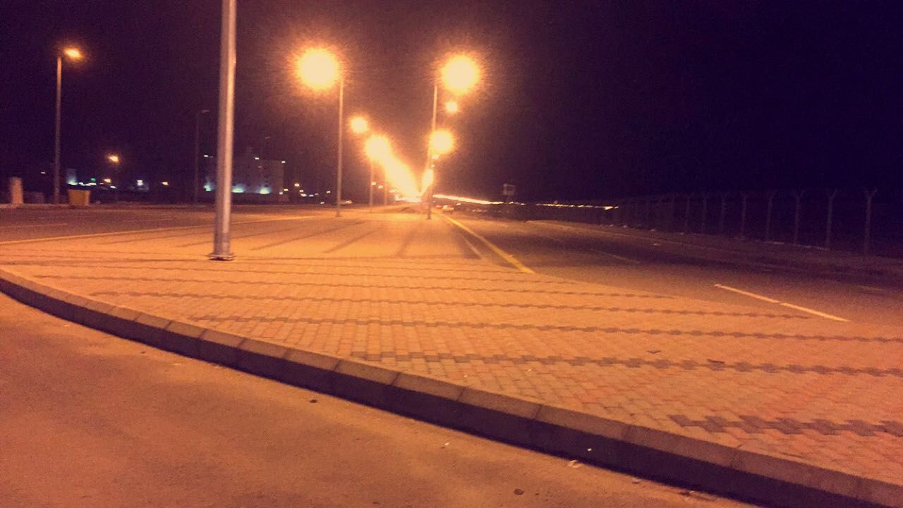 حريق في أخشاب بموقع تحت الإنشاء بالرياض