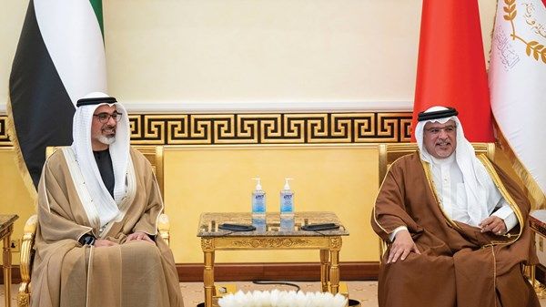 ولي عهد أبوظبي وولي عهد البحرين يبحثان سُبل تعزيز العلاقات الثنائية