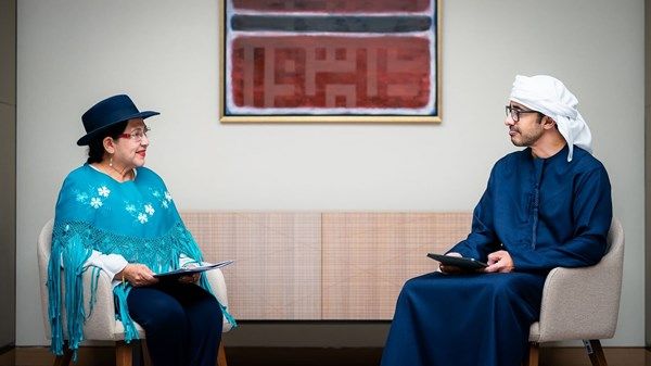 عبدالله بن زايد يستقبل وزيرة خارجية بوليفيا