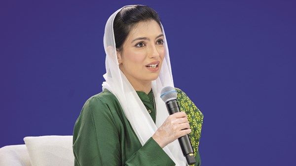 السيدة الأولى لباكستان: الإمارات نموذج يحتذى به في تمكين المرأة