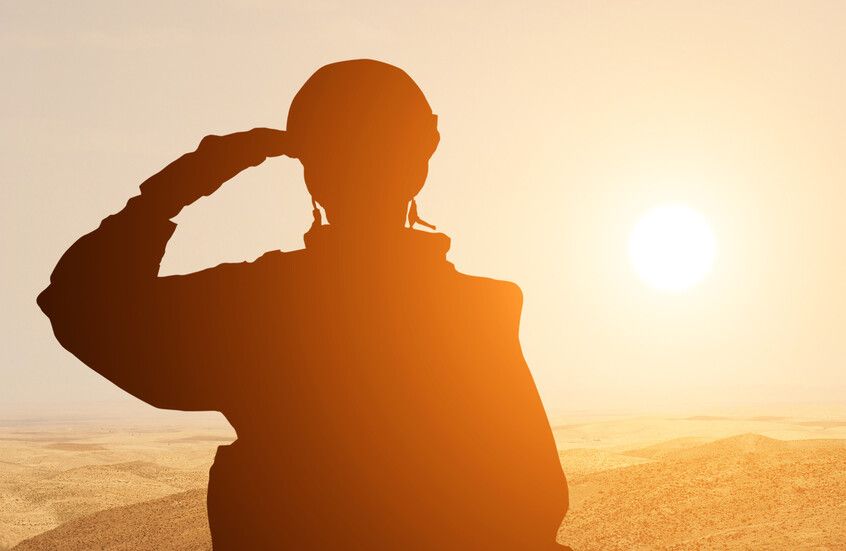 الخليج اليوم .. الإمارات تعلن وفاة جندي متأثرا بإصابة حرجة تعرض لها قبل 9 سنوات في اليمن