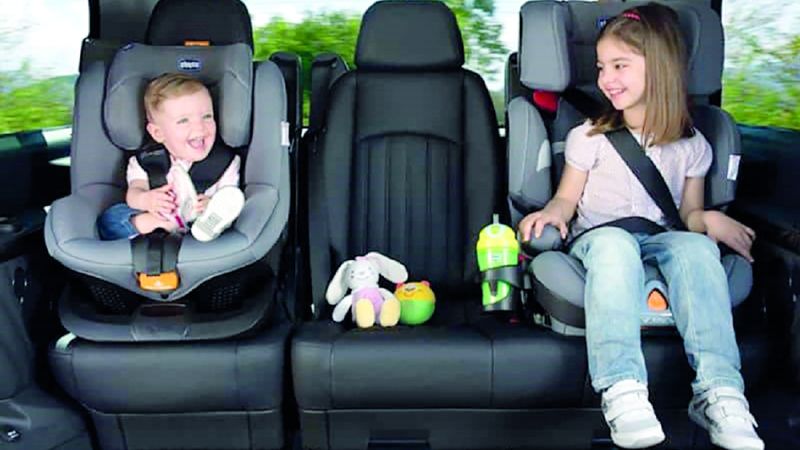 الامارات | الالتزام بـ «مقعد الأمان» في المركبات يقلّل وفيات الأطفال وإصاباتهم بنسبة 75%