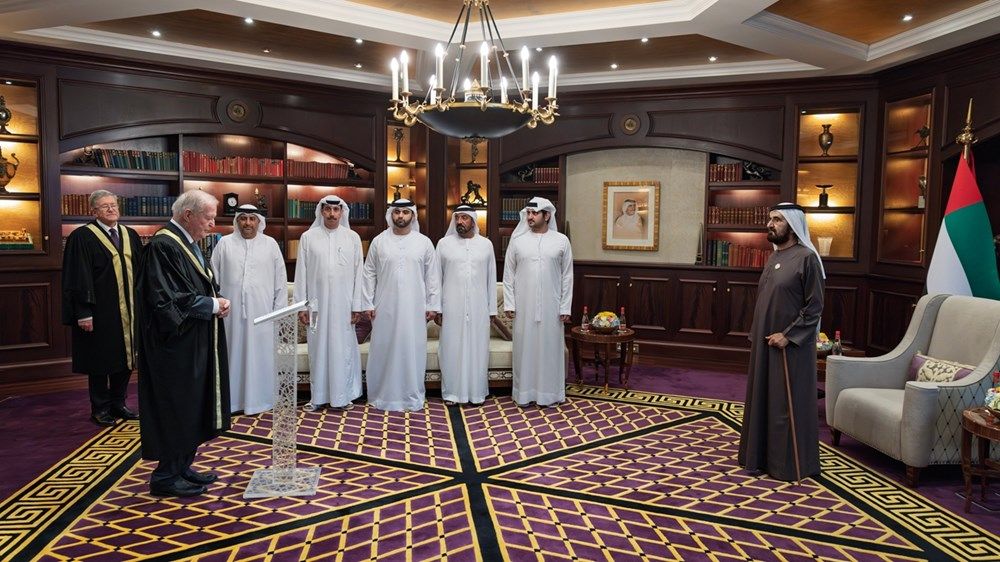 أمام محمد بن راشد.. ثلاثة قضاة في محاكم مركز دبي المالي العالمي يؤدون اليمين القانونية