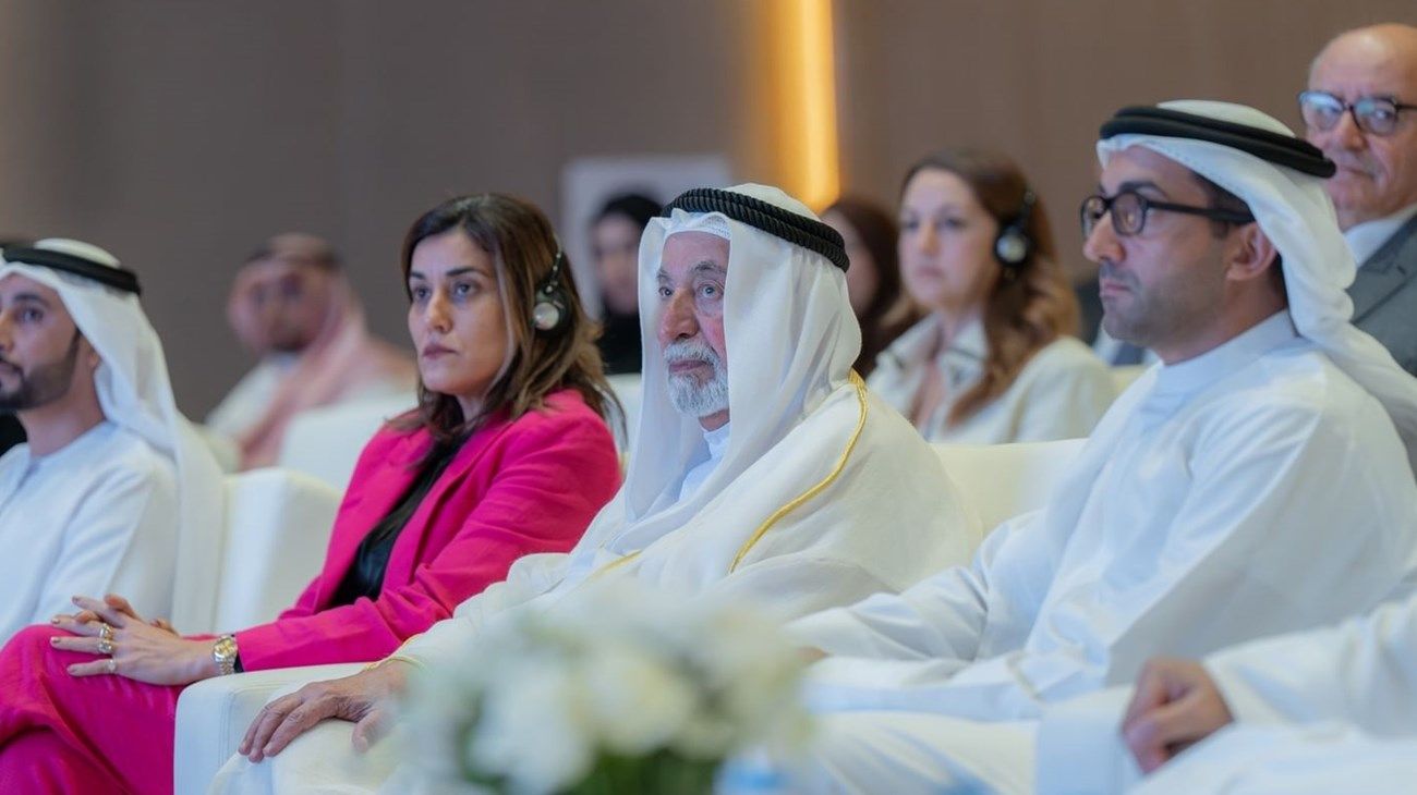 حاكم الشارقة يكرم الفائزين بجائزتي «إيكروم» و«التراث الثقافي العربية لليافعين»