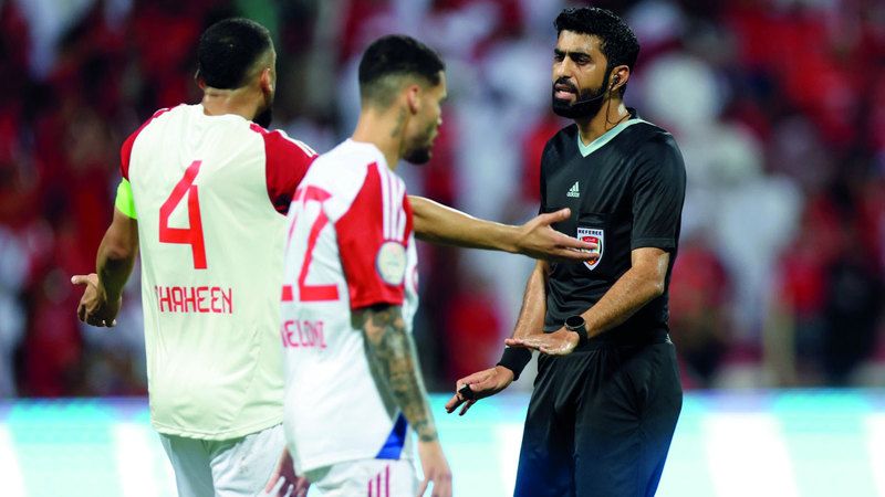 الامارات | أحمد سالم الحكم الأكثر إشهاراً للبطاقات..  22 صفراء و3 حمراء في 5 مباريات